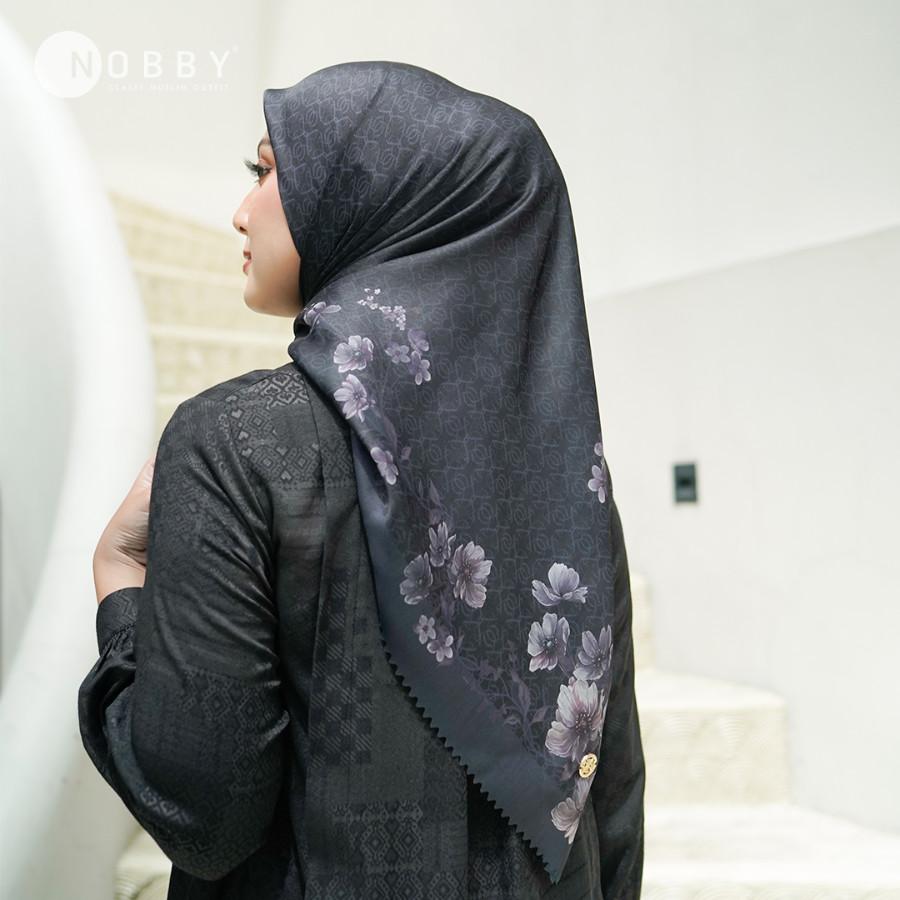 Wulan Scarf
